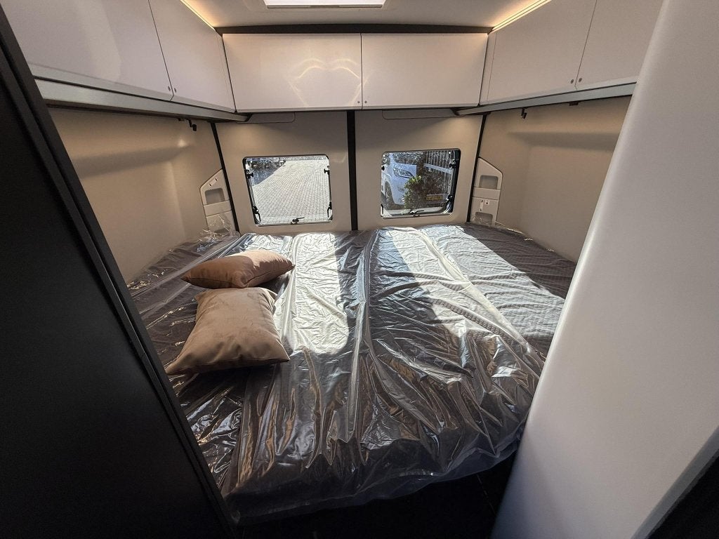 Adria Twin Supreme 600 SPB -AUTOMAAT-, Winterisolatie, Buscamper of Camperbus, Ringverwarming, Fiat