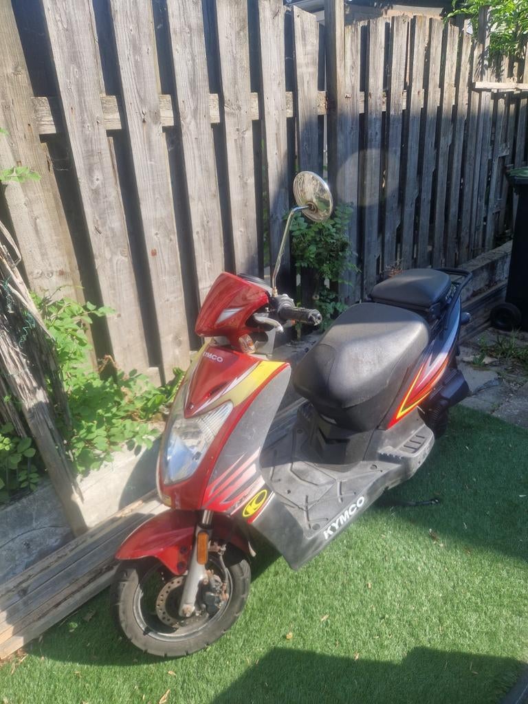 Kymco scooter - Rood/Zwart - Goede staat, Ophalen, Gebruikt, Benzine, Agility