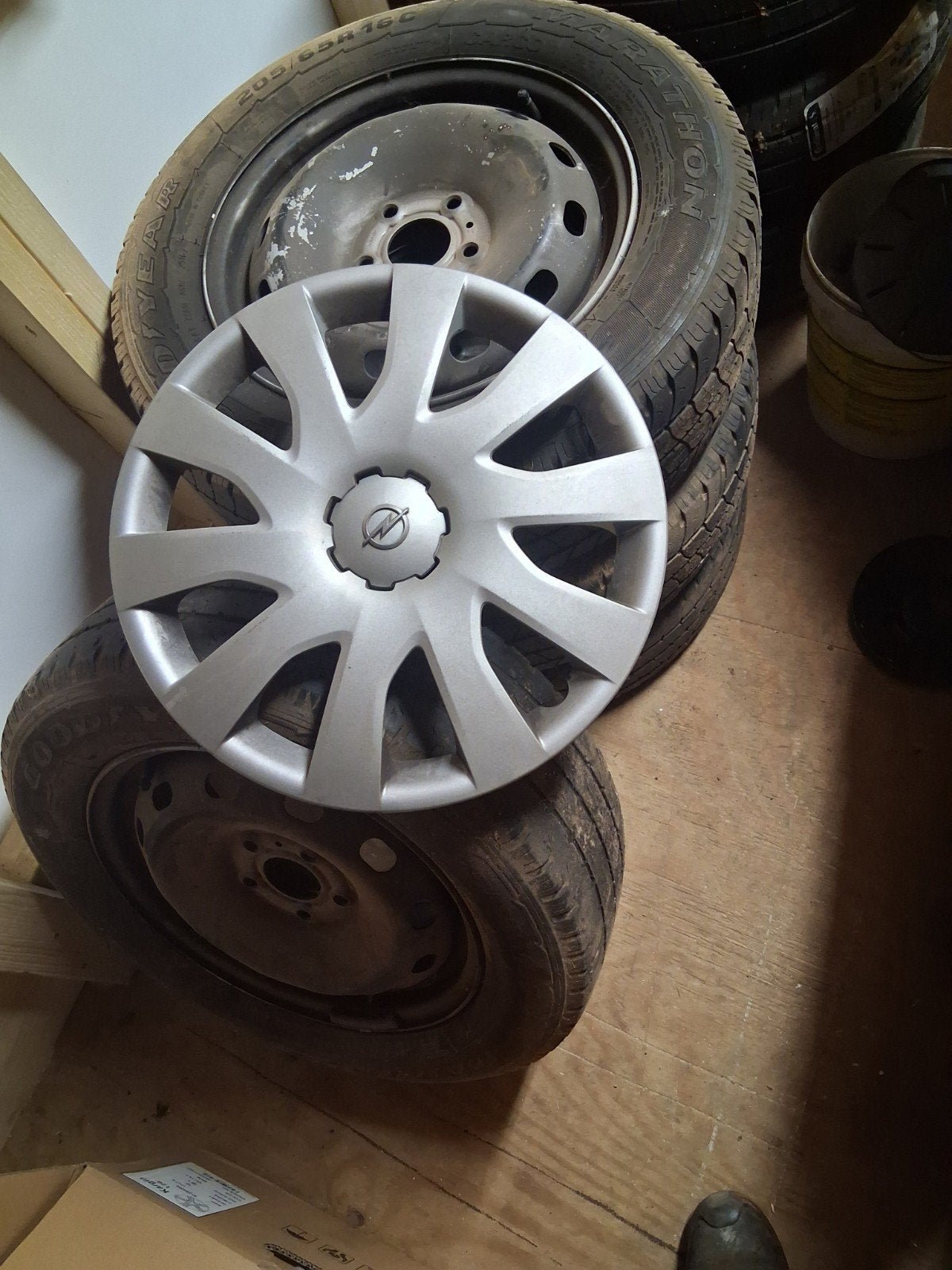 Set velgen Opel Vivaro 205/65R16 Goodyear banden, Auto-onderdelen, Ophalen, Bestelwagen, 16 inch, 205 mm