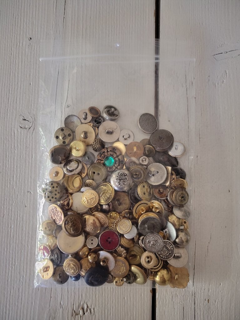 Prachtige knopen/knoopjes - koper, metaal, kunststof, Ophalen of Verzenden, Zo goed als nieuw, Knoop of Knopen