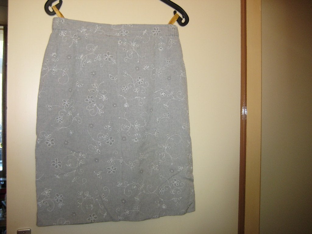 Grijze rok met patroon, 42, M+S Mode, Maat 42/44 (L), Ophalen of Verzenden, Zo goed als nieuw, Knielengte