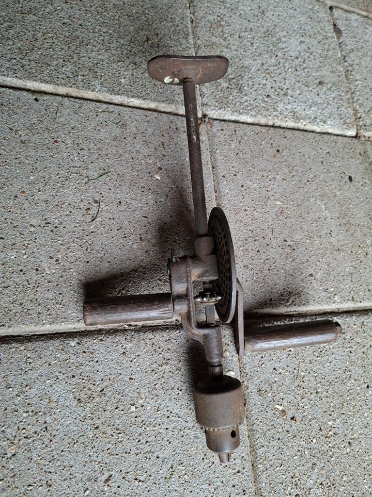 Vintage handboor - boorzwengel, Ophalen of Verzenden, Gebruikt