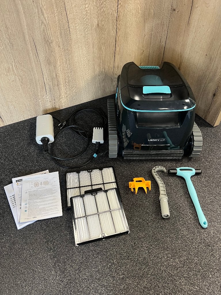 Dolphin Liberty 600 draadloze zwembadrobot, Ophalen of Verzenden, Gebruikt, Reinigingsmiddel