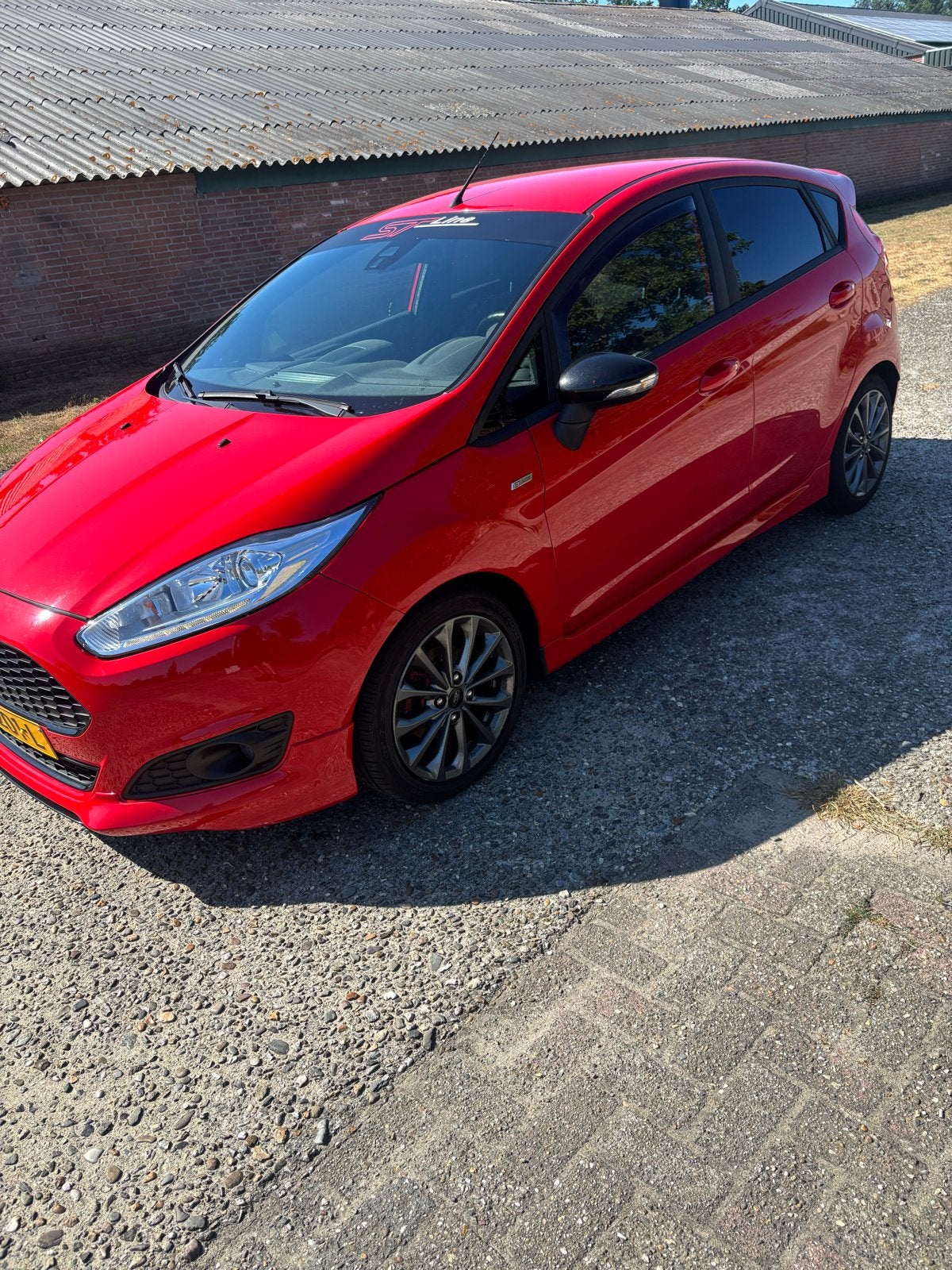 Ford Fiësta 1.0 Ecoboost ST Line 5dr 2016, Voorwielaandrijving, 100 pk, 23 km/l, Handgeschakeld