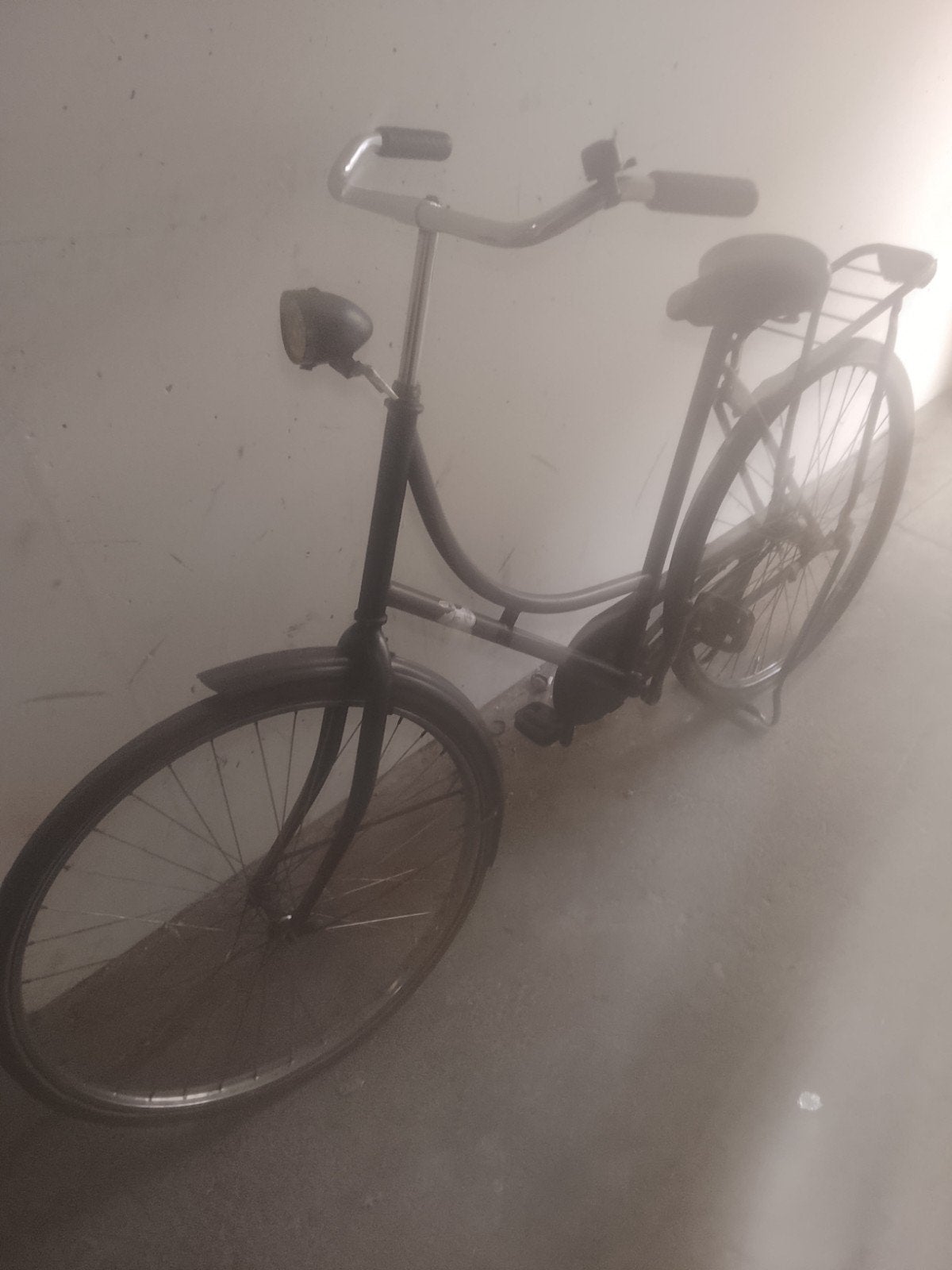 oma fiets 28 inch, Fietsen en Brommers, Ophalen, Gebruikt