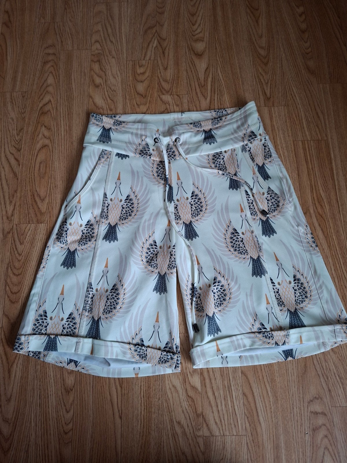 By Zizo, Kleding | Dames, Broeken en Pantalons, Kort, Meerkleurig, Zo goed als nieuw, Maat 36 (S)