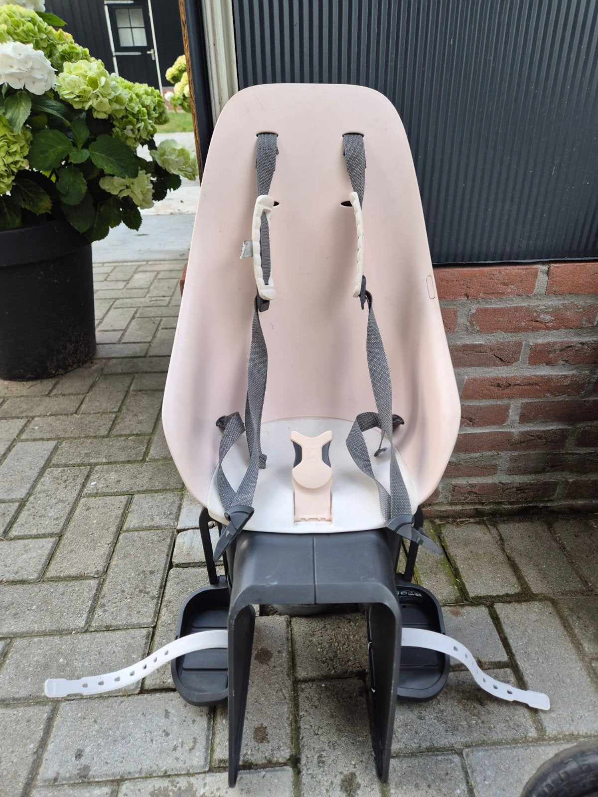 Urban Iki achterzitje, Fietsen en Brommers, Ophalen, Zo goed als nieuw