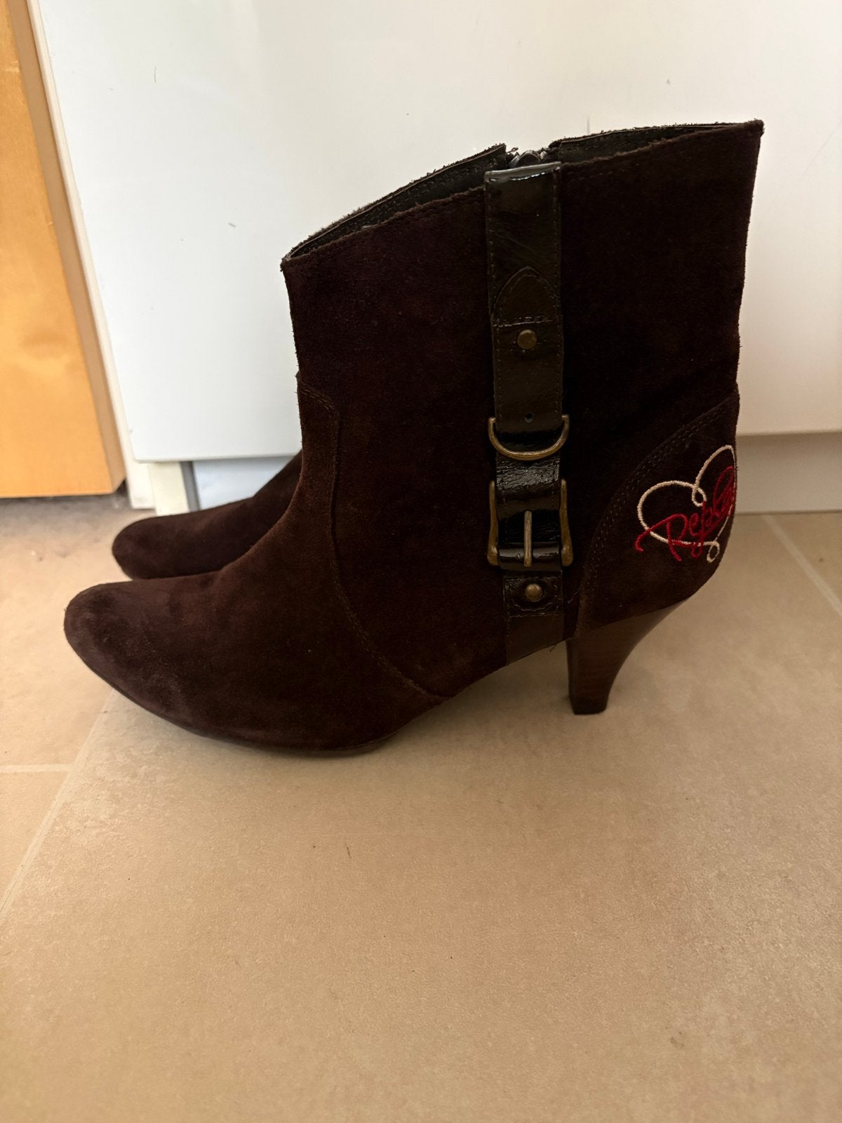 Replay Footwear suède enkellaarsjes, maat 38, Kleding | Dames, Ophalen of Verzenden, Nieuw, Bruin, Lage of Enkellaarzen