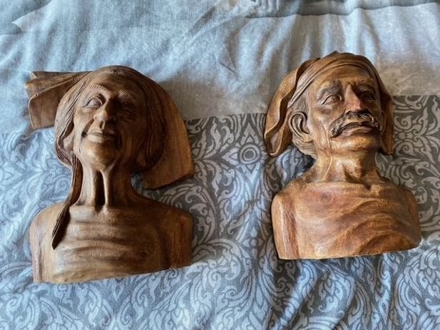 2 houten buste borst beelden indonesie ongeveer 30 cm 1 koop, Ophalen