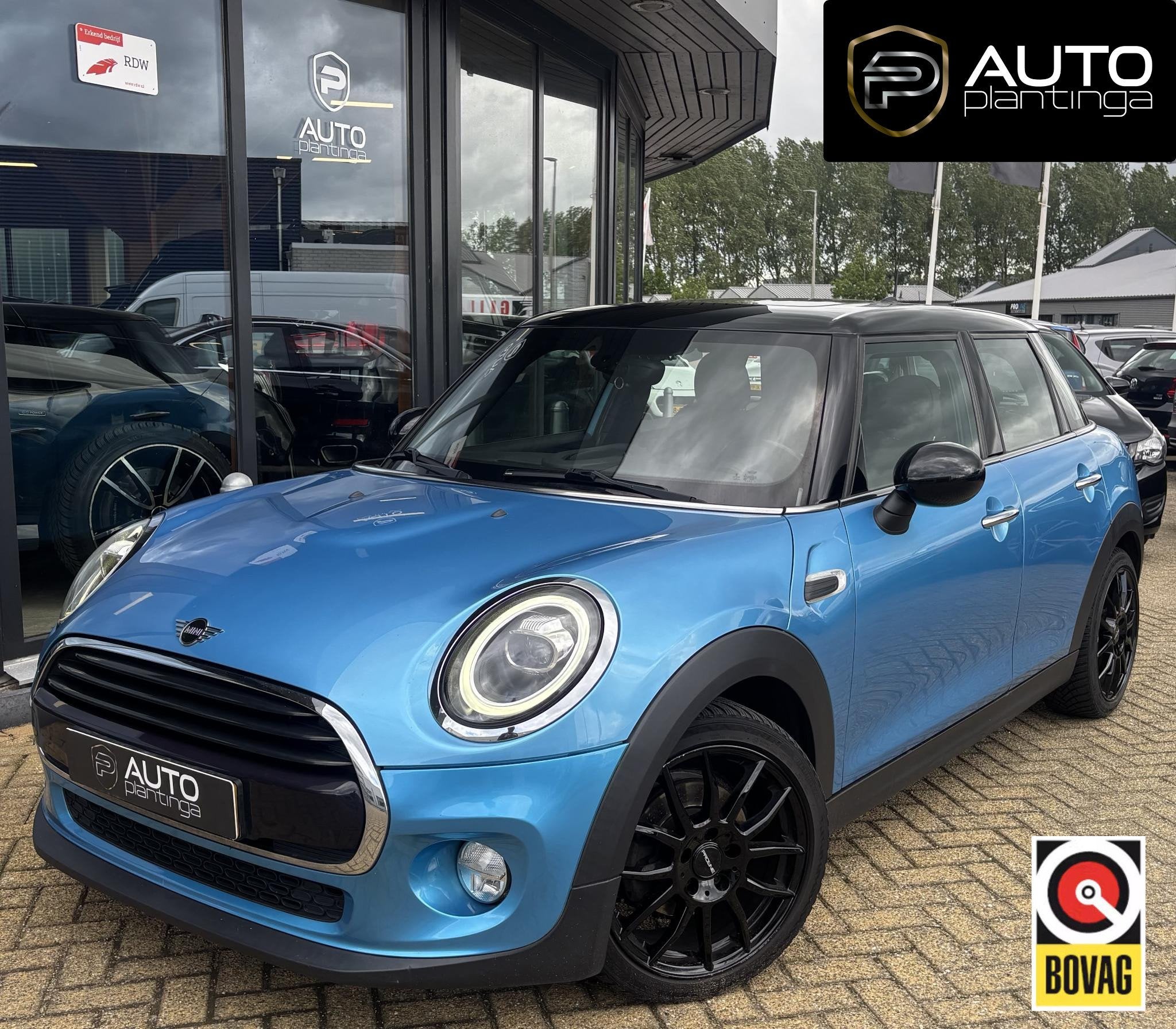 MINI 5-Deurs 1.5 Cooper Chili 136PK | PANO | NL AUTO | Luxe, Auto's, Mini, Voorwielaandrijving, 136 pk, Gebruikt, 1165 kg