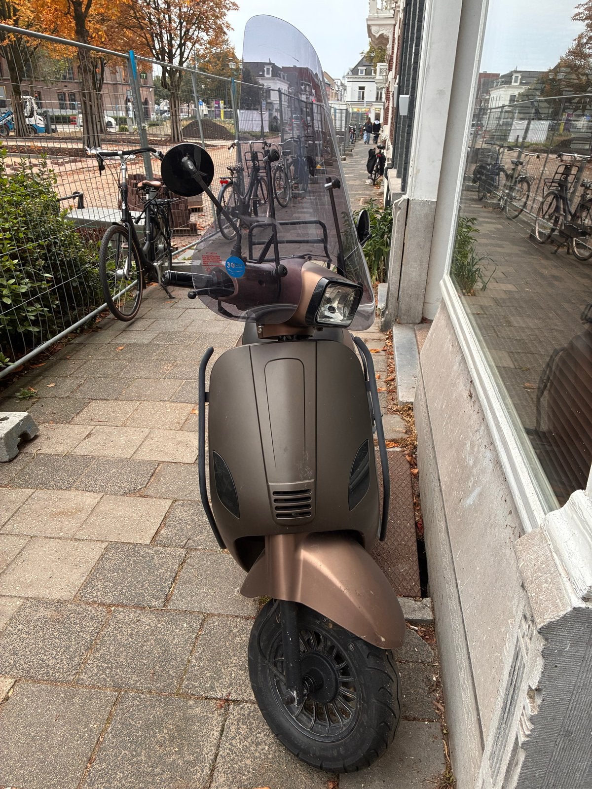 WLIE TY50QT-5D Scooter uit 2020 - Inclusief slot en helmen, Ophalen, Gebruikt