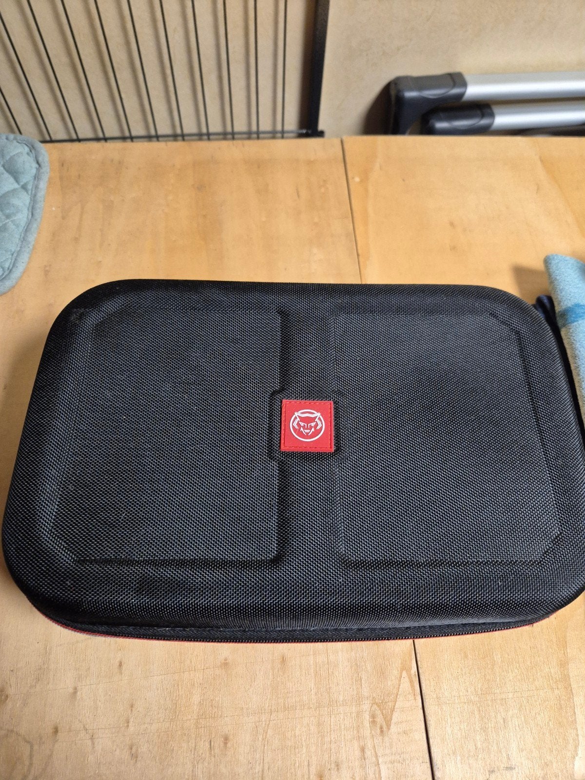 Nintendo Switch Koffer - Beschermende Draagtas, Ophalen of Verzenden, Zo goed als nieuw