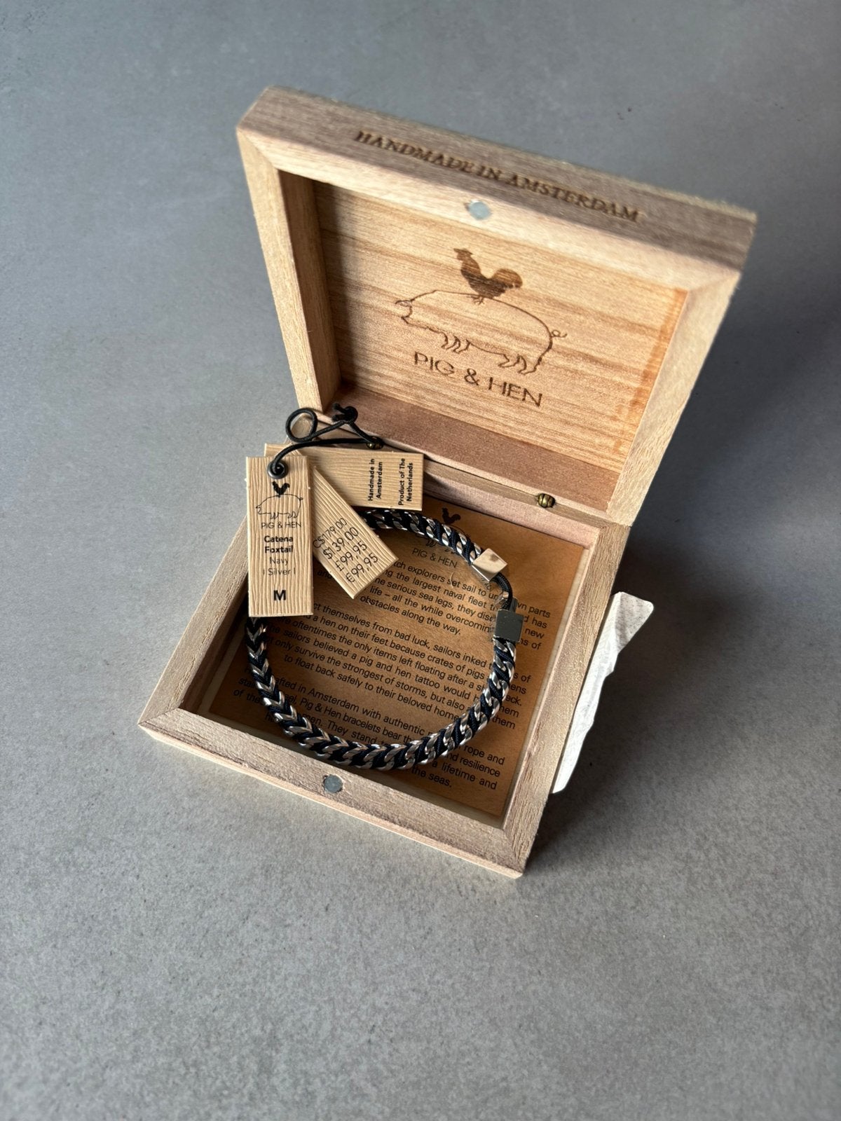 Pig & Hen Catena Foxtail Navy Silver Armband, Maat M (18 cm), Sieraden, Tassen en Uiterlijk, Armbanden, Ophalen of Verzenden, Nieuw