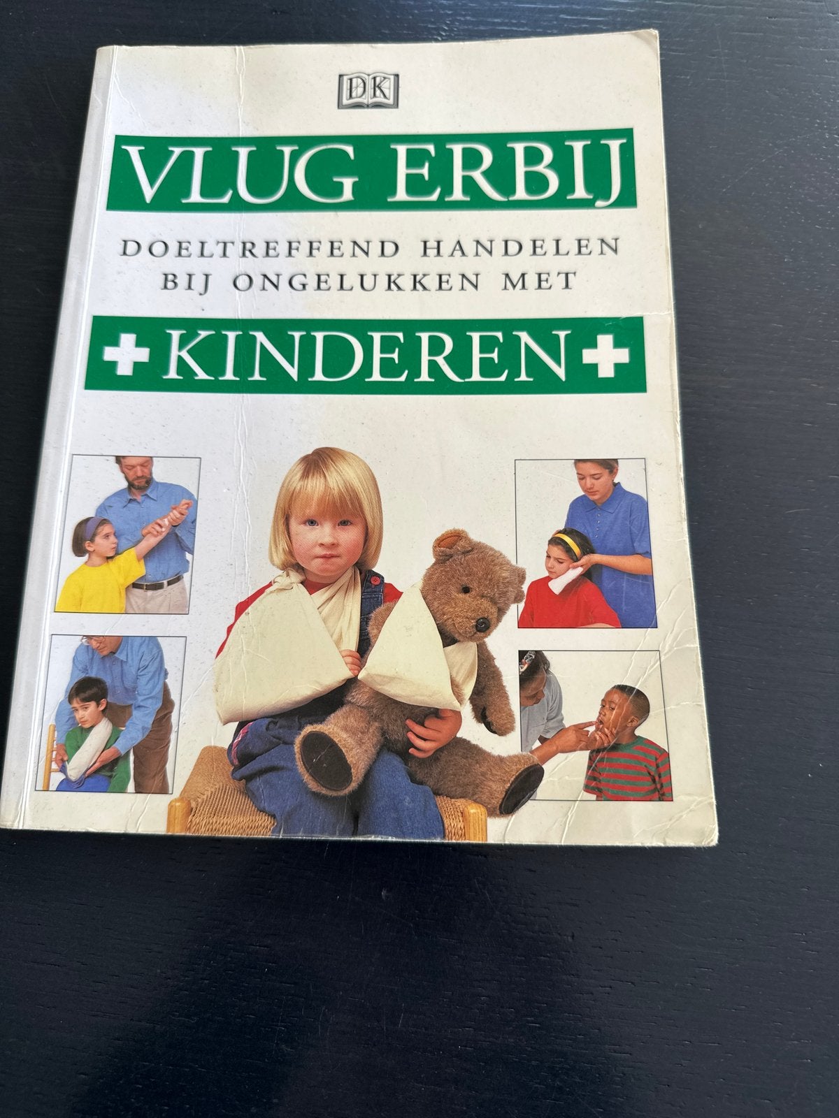 Vlug Erbij: Doeltreffend Handelen bij Ongelukken met Kindere, Ophalen of Verzenden, Zo goed als nieuw