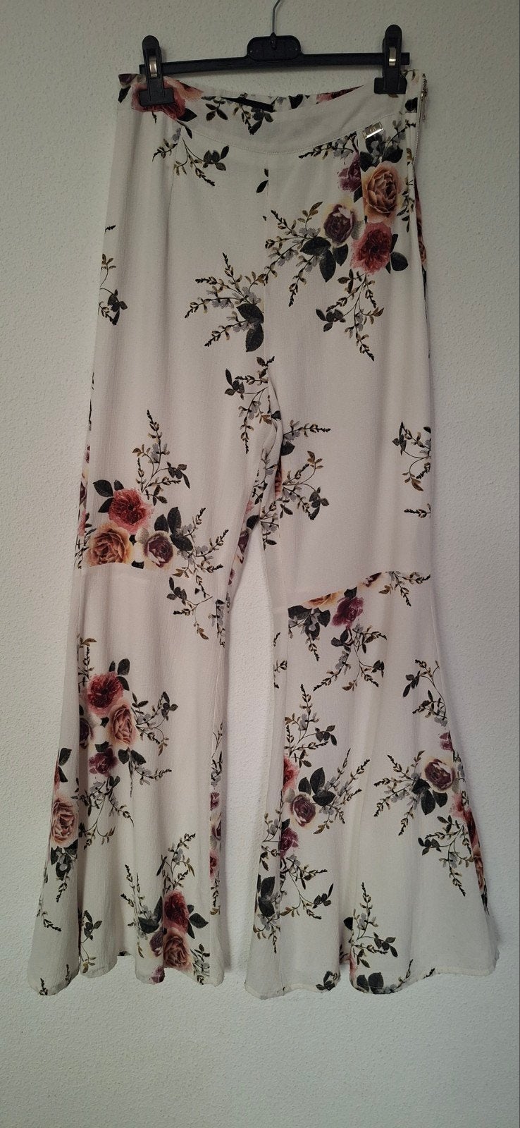 Zomerbroek Lofty Manner maat L, retro wijde pijp
Off white m, Maat 42/44 (L), Ophalen of Verzenden, Zo goed als nieuw, Lang