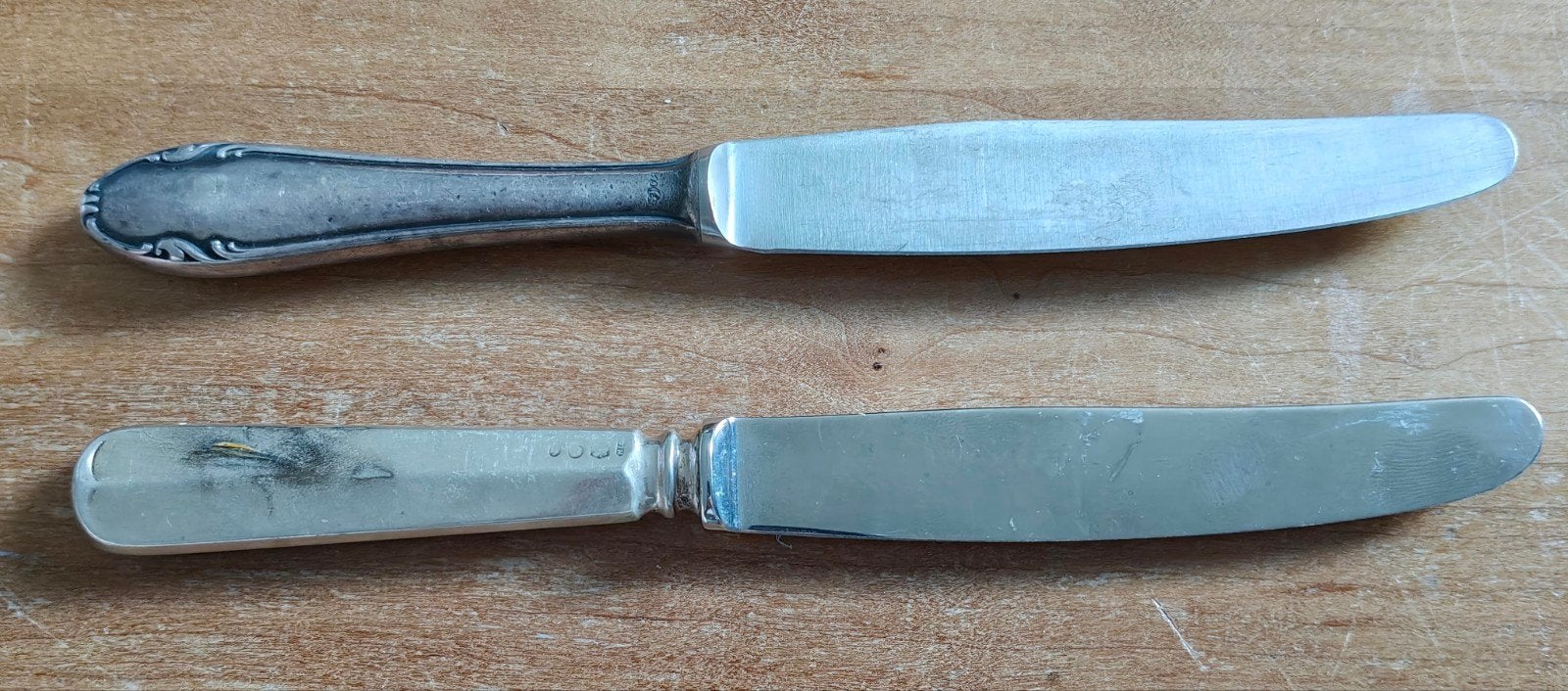 Twee messen met zilveren heften, Ophalen of Verzenden, Zilver