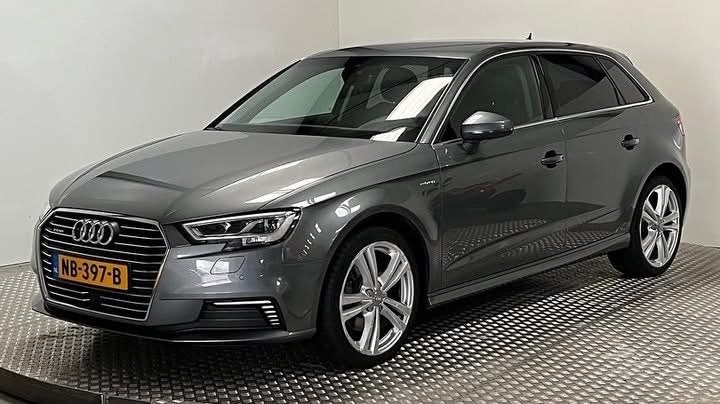 Audi A3 1.4 Tfsi 204pk E-tron S Tronic 2016 Grijs, Auto's, 4 cilinders, 1395 cc, 149 pk, Zilver of Grijs