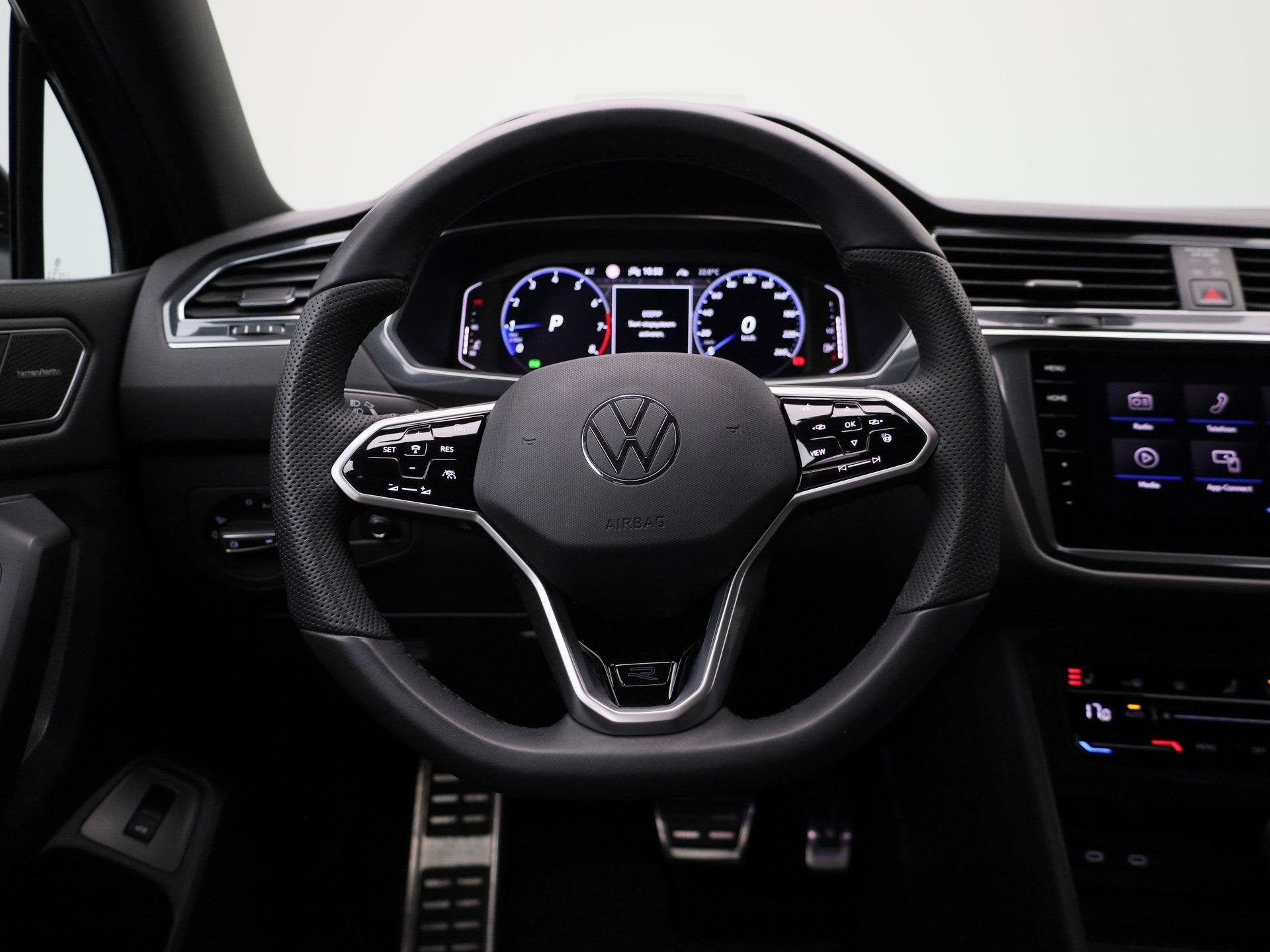 Volkswagen Tiguan Allspace 1.5 TSI R-Line Business+ | 7-Pers, Stof, Euro 6, 4 cilinders, 7 stoelen