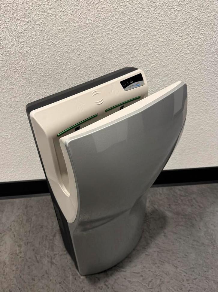 2 x Automatische Handdrogers - prijs per stuk !, Ophalen