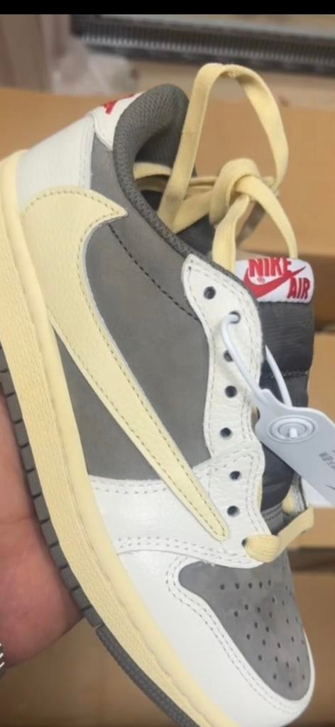 Air Jordan 1 Low OG AJ1 Travis Scott Sail Reverse Mocha, Overige kleuren, Nike, Nieuw, Ophalen of Verzenden