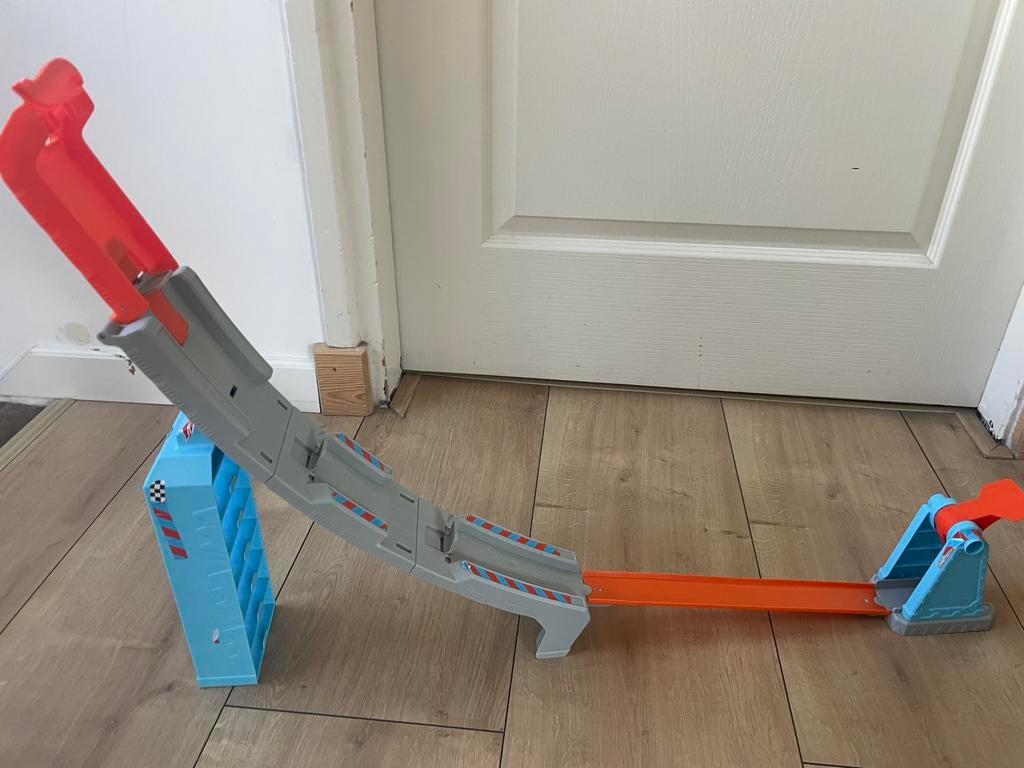 Hot Wheels Baan - Action Hill Climb Champion, Kinderen en Baby's, Speelgoed | Racebanen, Racebaan, Ophalen of Verzenden, Zo goed als nieuw