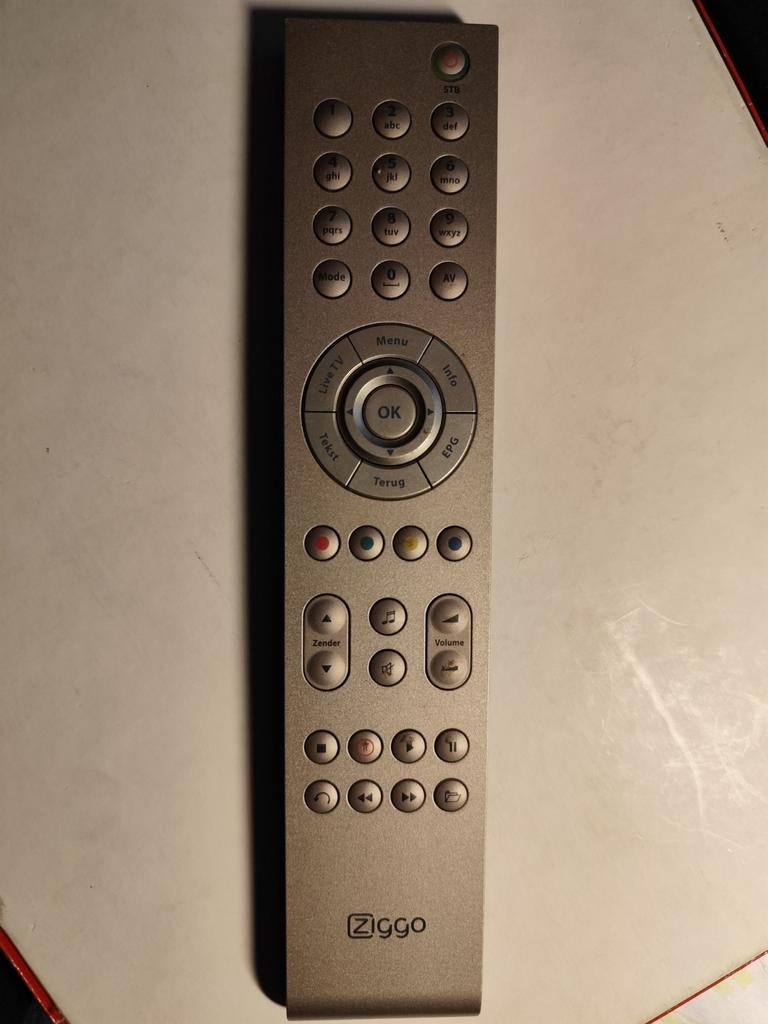 afstandbediening ziggo, Ophalen of Verzenden, Gebruikt, Origineel, Tv
