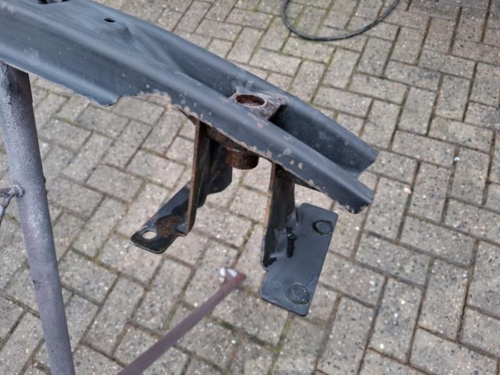 Bumperframe achter van een Volkswagen Caddy, Gebruikt, -, -, -