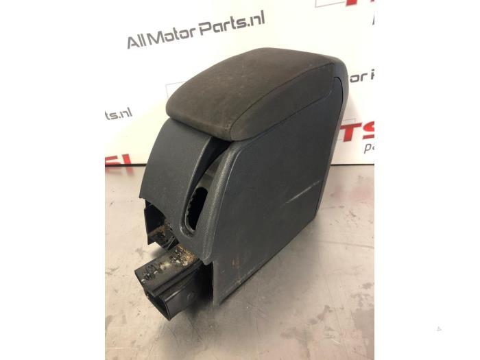 Armleuning van een Volkswagen Golf, Gebruikt, -, Volkswagen, -