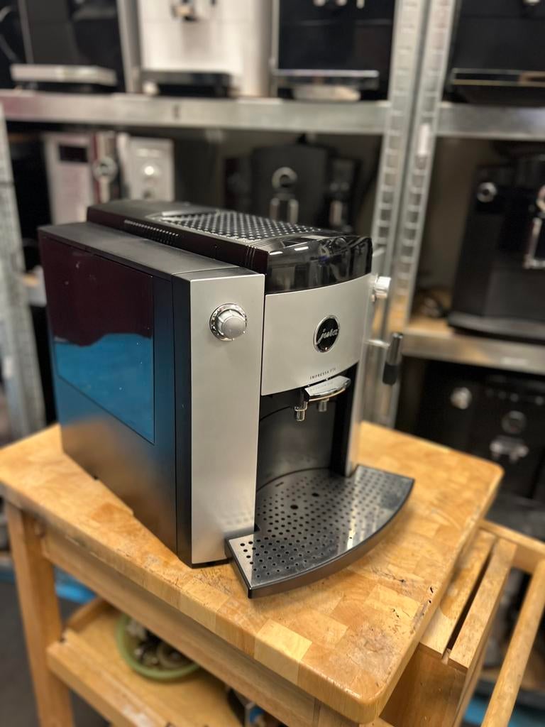 Jura F 70, Witgoed en Apparatuur, Info@jura.com, 10 kopjes of meer, Koffiemachine, Ophalen of Verzenden