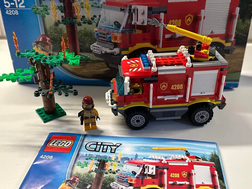 Lego City 4208 4 x 4 Fire Truck met doos en boekje, Ophalen of Verzenden, Zo goed als nieuw