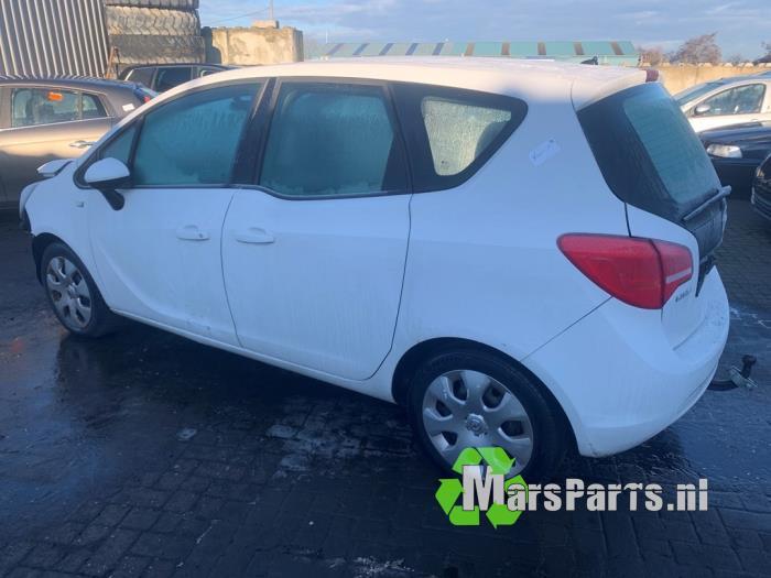 Dak + Kont van een Opel Meriva, Gebruikt, -, -, Opel