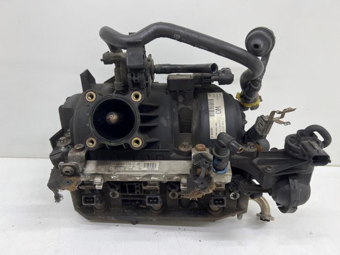 Inlaatspruitstuk van een Opel Corsa, Auto-onderdelen, Gebruikt, -, -, Opel