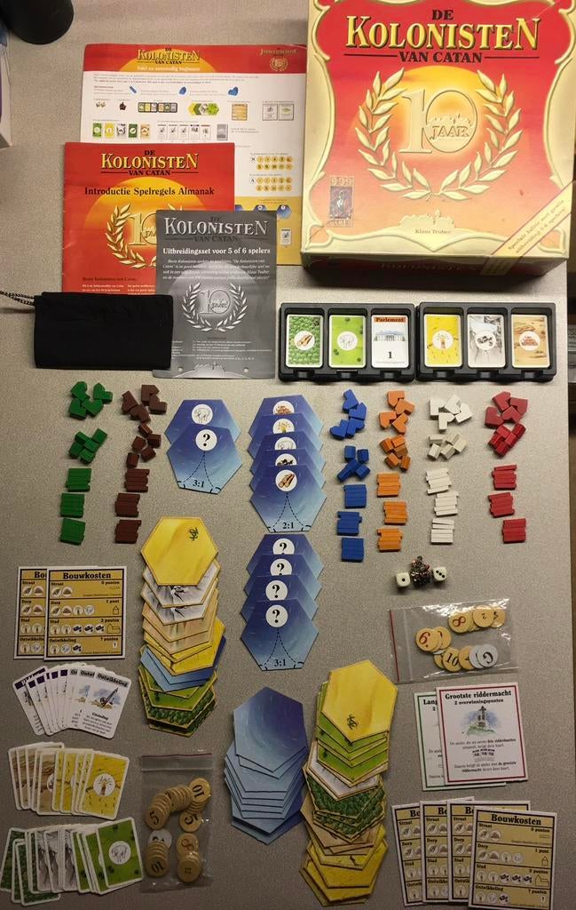 Kolonisten van Catan - Jubileumeditie 1-6p hout, Ophalen of Verzenden, Zo goed als nieuw
