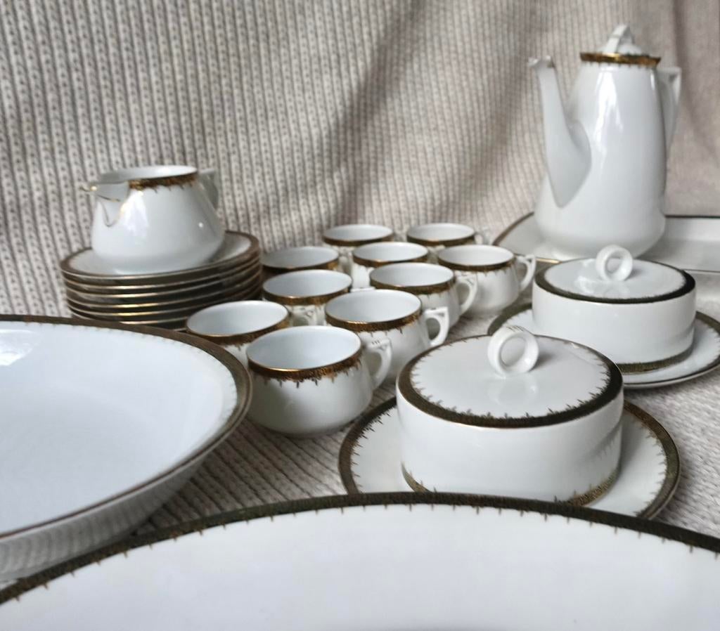 Imperial PSL Montreux Porcelain Dinner Service Gold Bohemia, Antiek en Kunst, Ophalen
