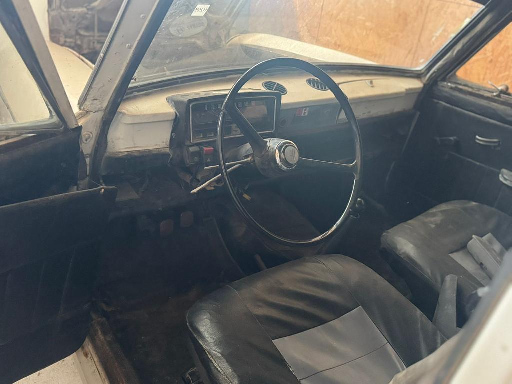 Fiat 1100 jaar 1970 en sastave 750 jaar 1984 1500 per auto, foto 7