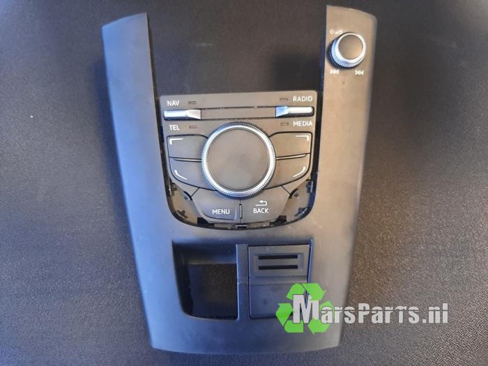 Radiobedienings paneel van een Audi A3, Gebruikt, -, -, -
