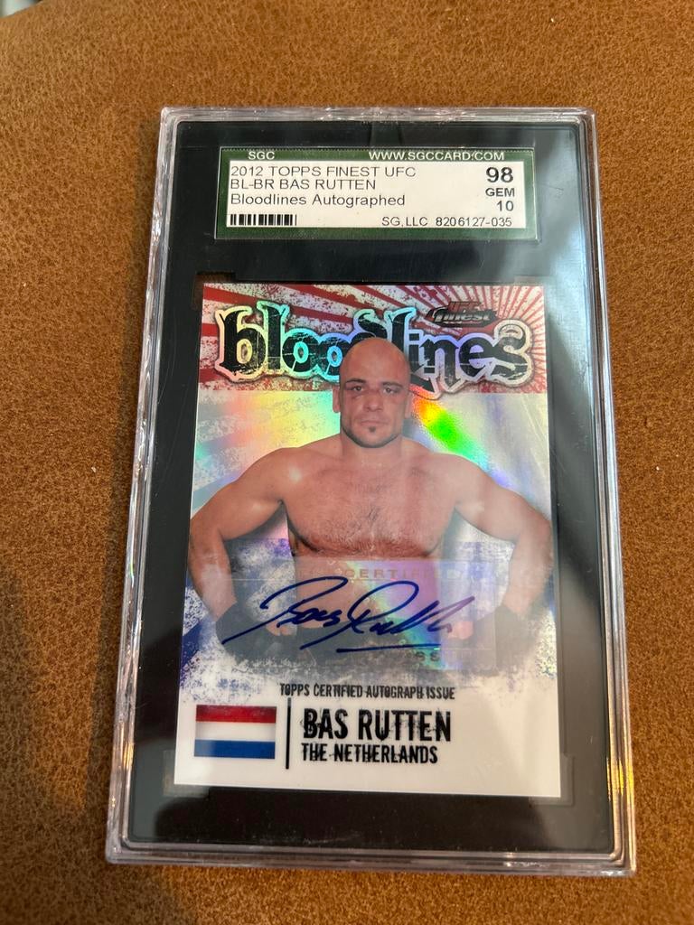 Zeldzame Bas Rutten Autographed UFC Kaart - SGC 98 GEM 10, Ophalen of Verzenden, Zo goed als nieuw, Losse kaart, Foil