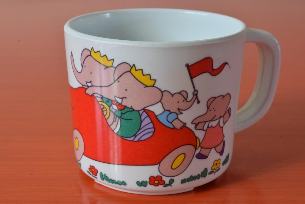 Retro vintage melamine mok / beker - Olifant Babar, Verzamelen, Retro, Huis en Inrichting, Ophalen of Verzenden