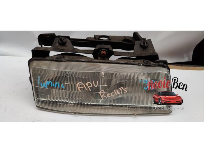 Koplamp rechts van een Chevrolet Lumina, Gebruikt, -, Ophalen of Verzenden, -