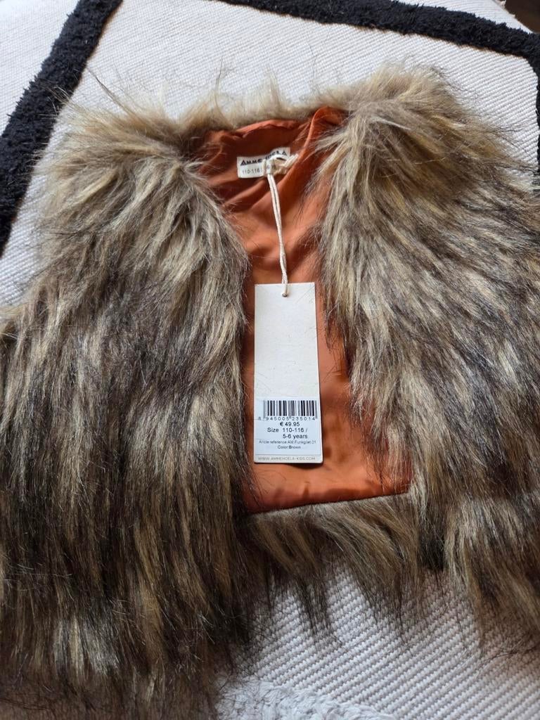 Bodywarmer Ammehoela 110/116 nieuw, Ophalen of Verzenden, Nieuw, Meisje, Jas