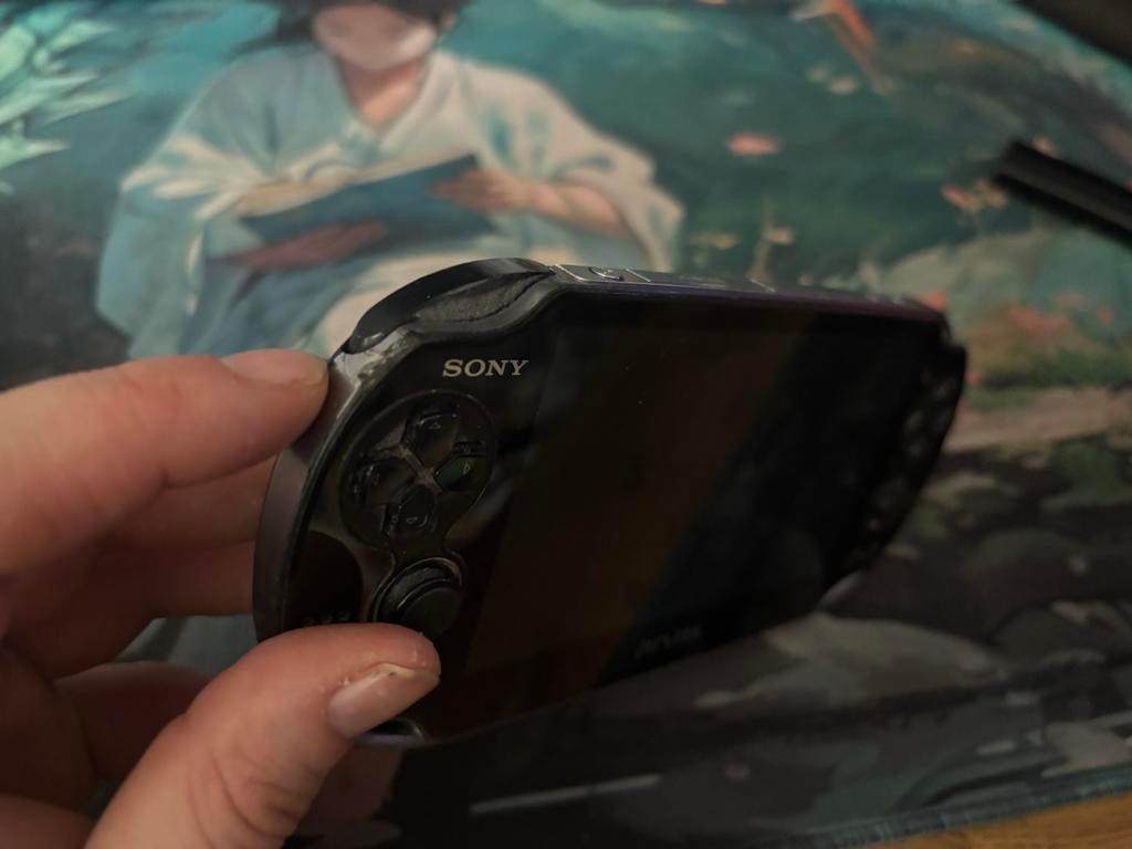 PSP Vita - Gebruikt, Spelcomputers en Games, Ophalen of Verzenden, Gebruikt, Zwart, Met games
