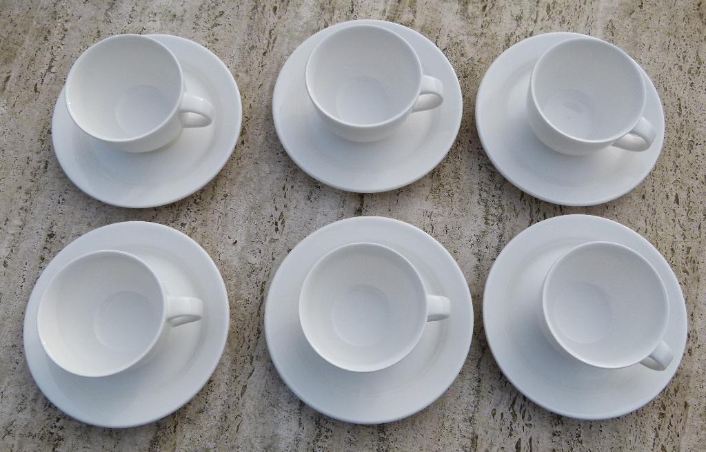 V & B Villeroy & Boch Corpo White 6 Koppen met Schotels, Nieuw, Ophalen of Verzenden, Wedgwood, Kop(pen) en/of Schotel(s)