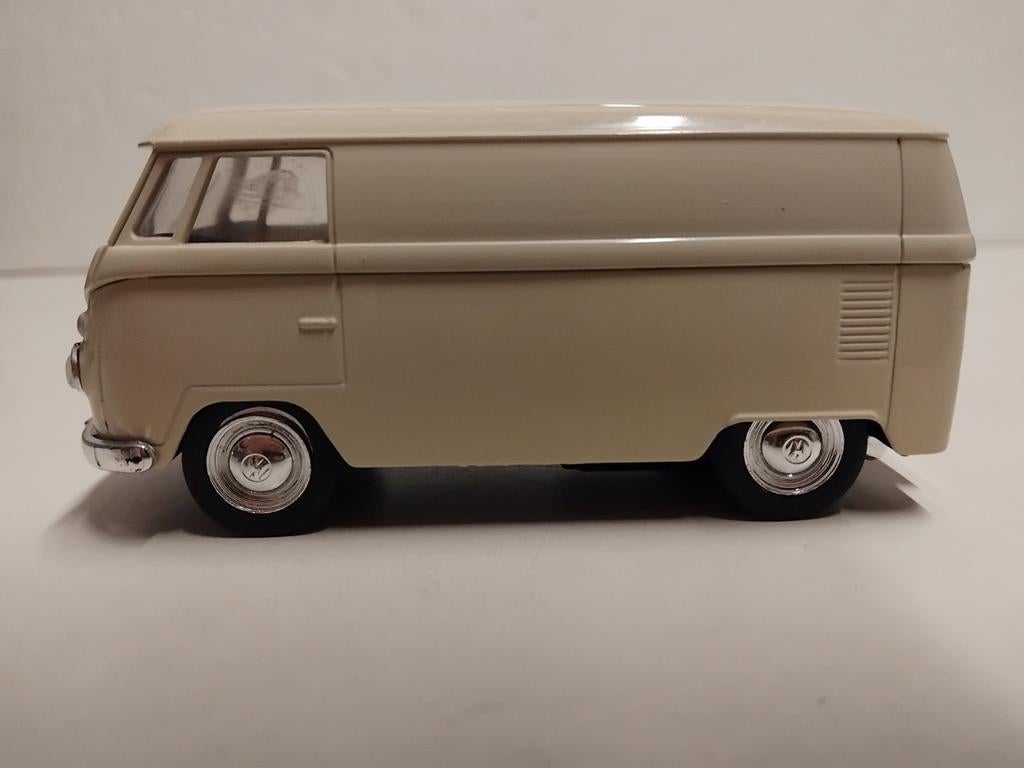 Welly Volkswagen T1 busje beige deuren kunnen open, Ophalen of Verzenden, Zo goed als nieuw, Bus of Vrachtwagen, Overige merken
