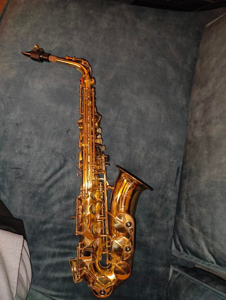 Yanagisawa 901 altsaxofoon - Topstaat!, Ophalen, Gebruikt, Alt, Met koffer