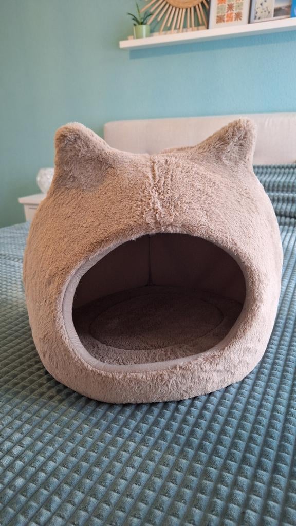 Kattenmand beige, Ophalen, Zo goed als nieuw