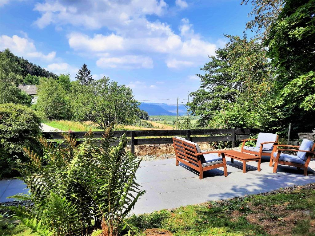 Luxe huis Sauerland met SAUNA Hond welkom! 11 -14 sep. plek!, 2 slaapkamers, Overige typen, Open haard, Landelijk