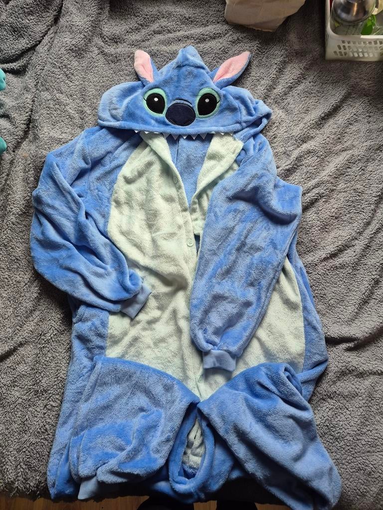 Stitch onesie, Kinderen en Baby's, Carnavalskleding en Verkleedspullen, Ophalen, Nieuw, Jongen of Meisje