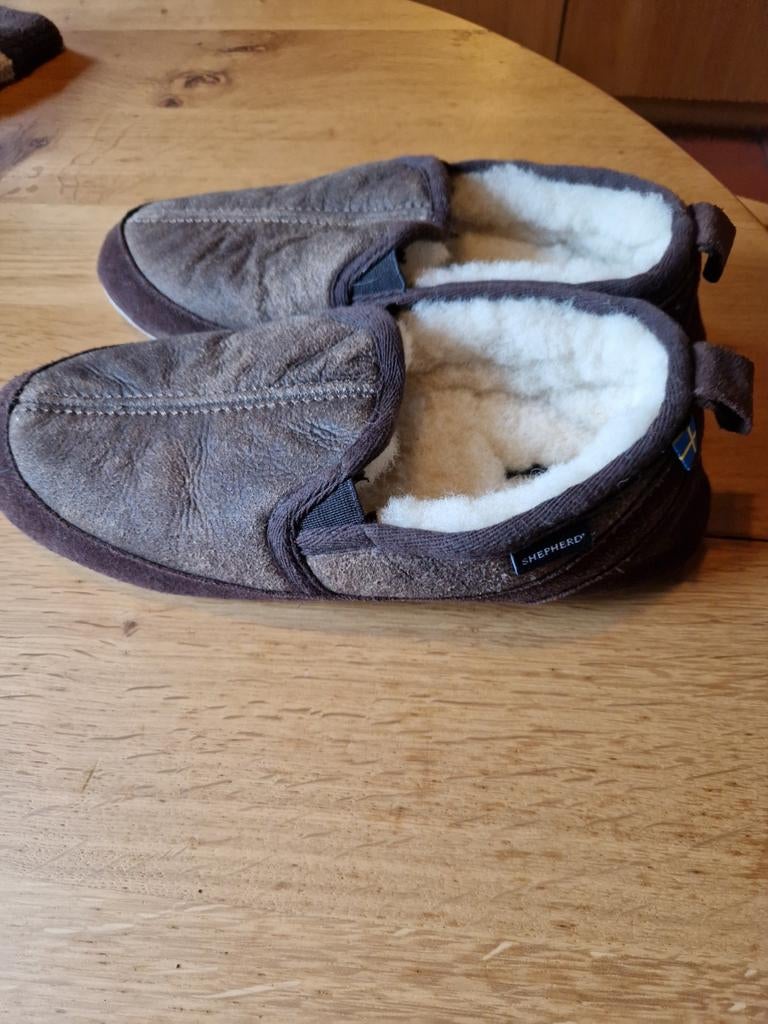 SHEPHERD PANTOFFELS MAAT 42, Bruin, Nieuw, Ophalen of Verzenden, Shepherd