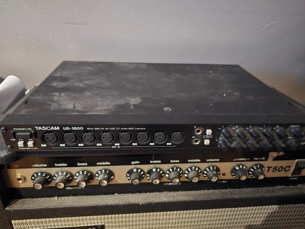 Tascam US-1800 Audio Interface - Incl. Adapter, Muziek en Instrumenten, Ophalen of Verzenden, Gebruikt, 10 tot 20 kanalen, Microfooningang