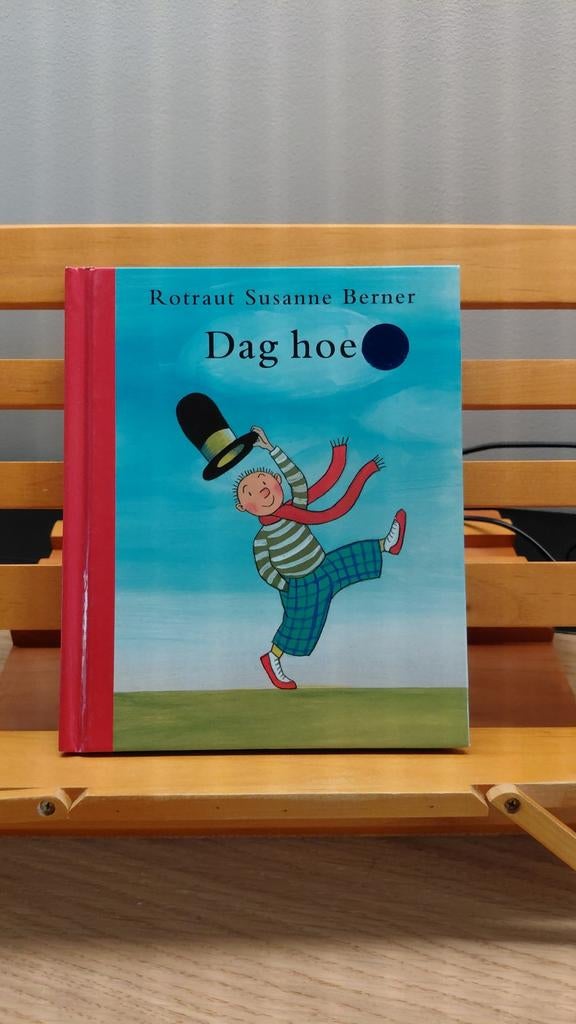 Dag hoed  - Rotraut Susanne Berner, Gelezen, Rotraut Susanne Berner, Ophalen of Verzenden, Uitklap-, Voel- of Ontdekboek